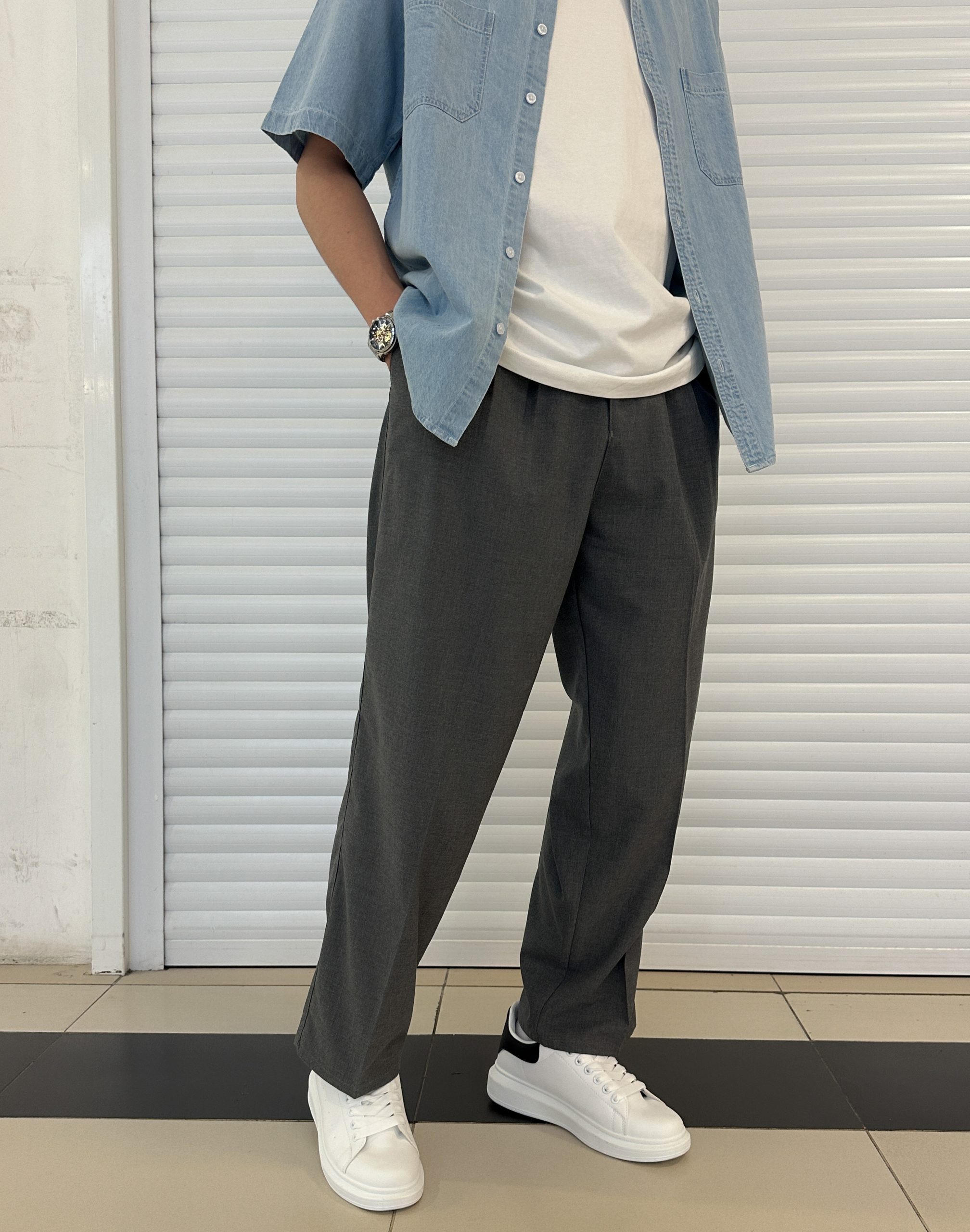 Серые брюки оверсайз