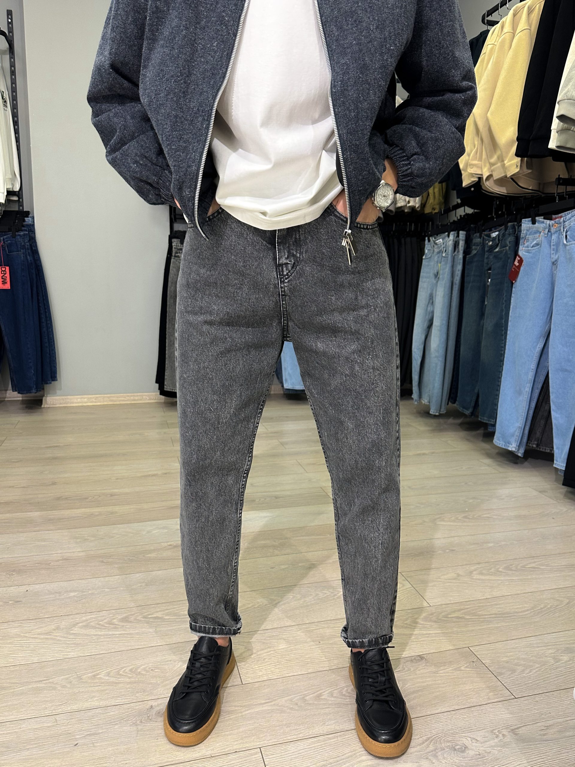 Джинсы бананы Levi’s  серый