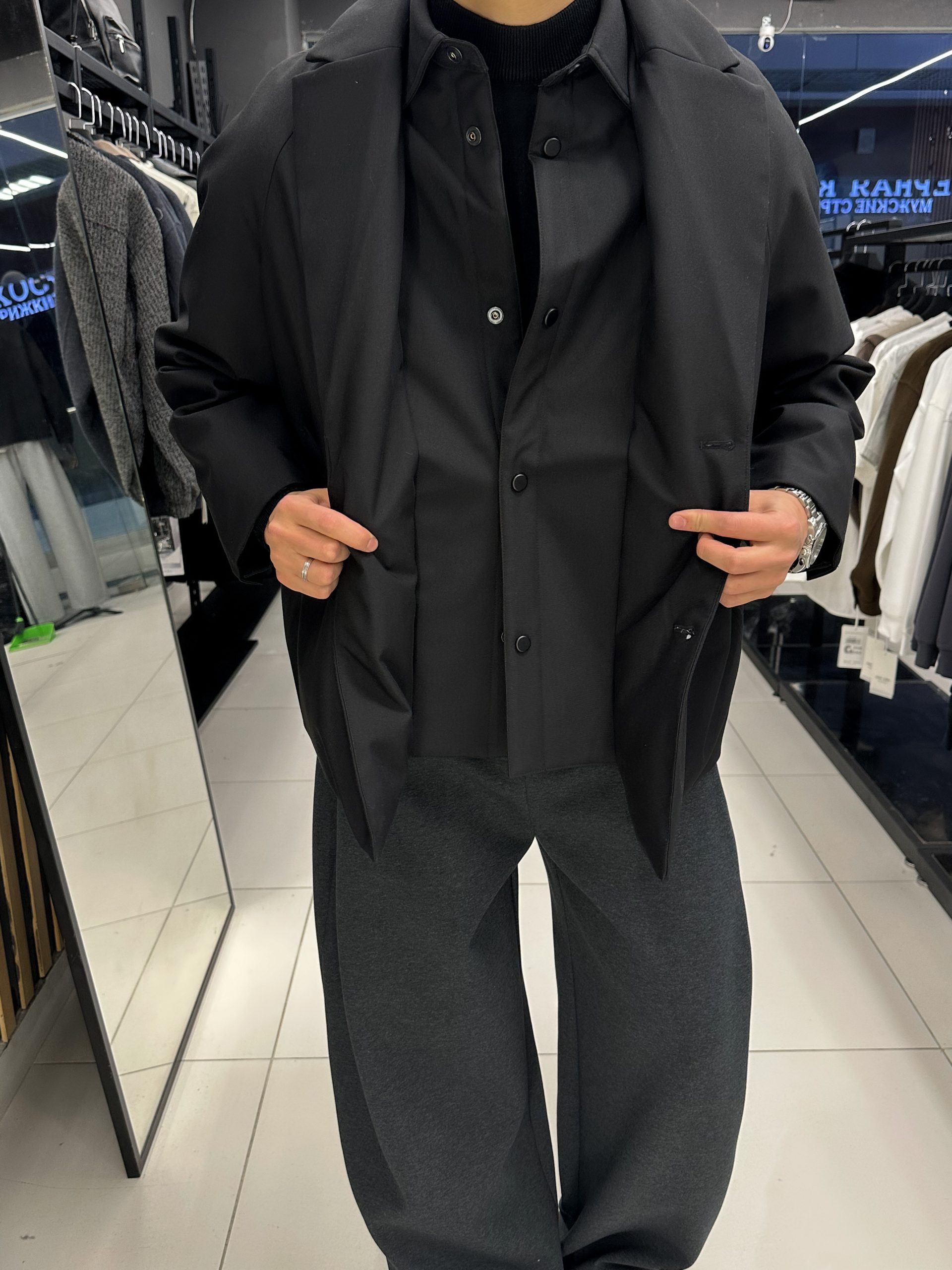 Куртка-плащь черная premium (N602)