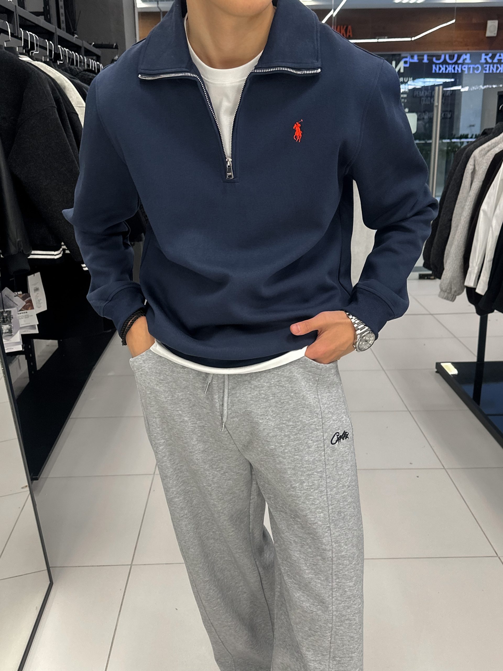 Полузамок Ralph