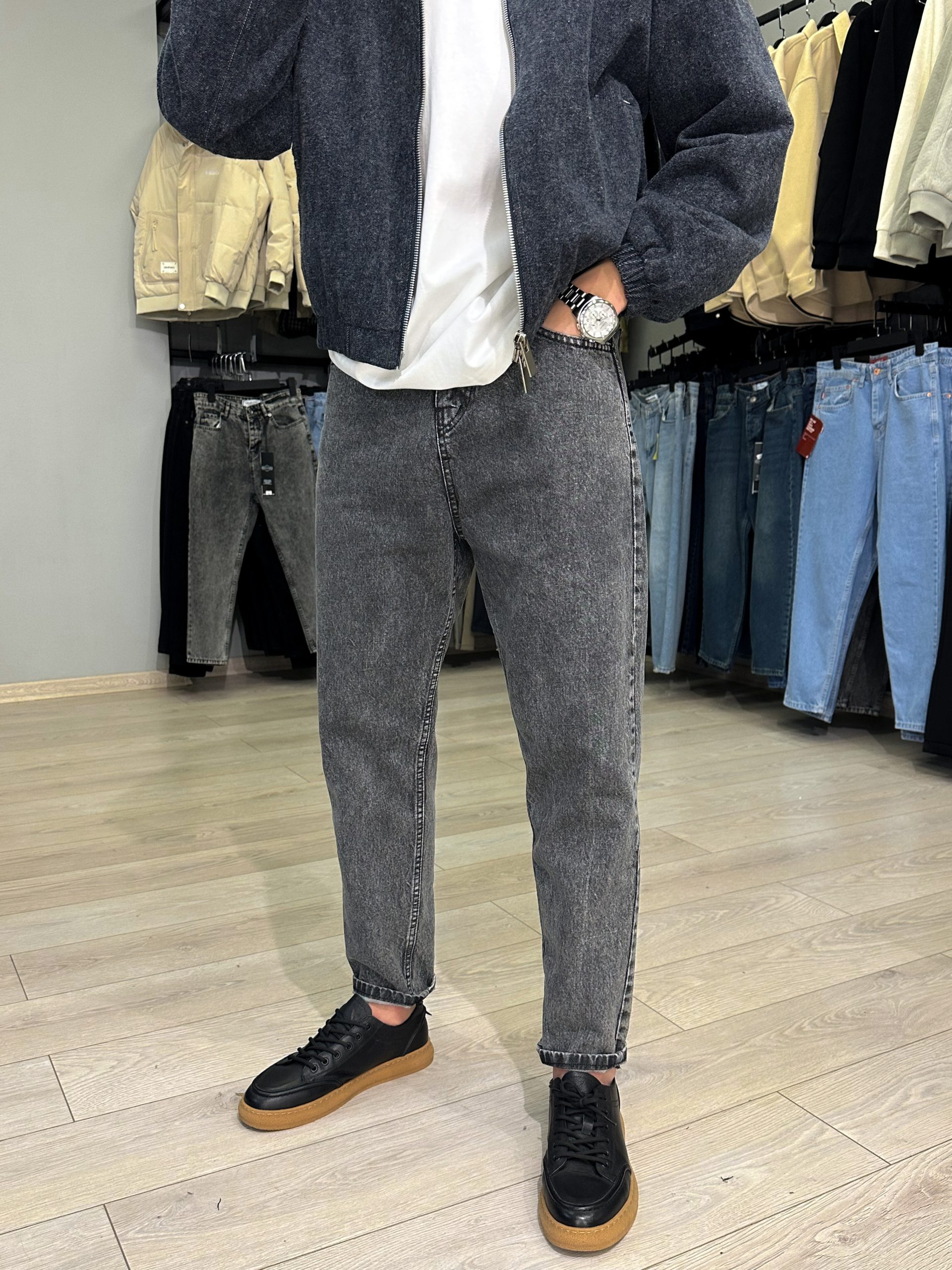 Джинсы бананы Levi’s  серый