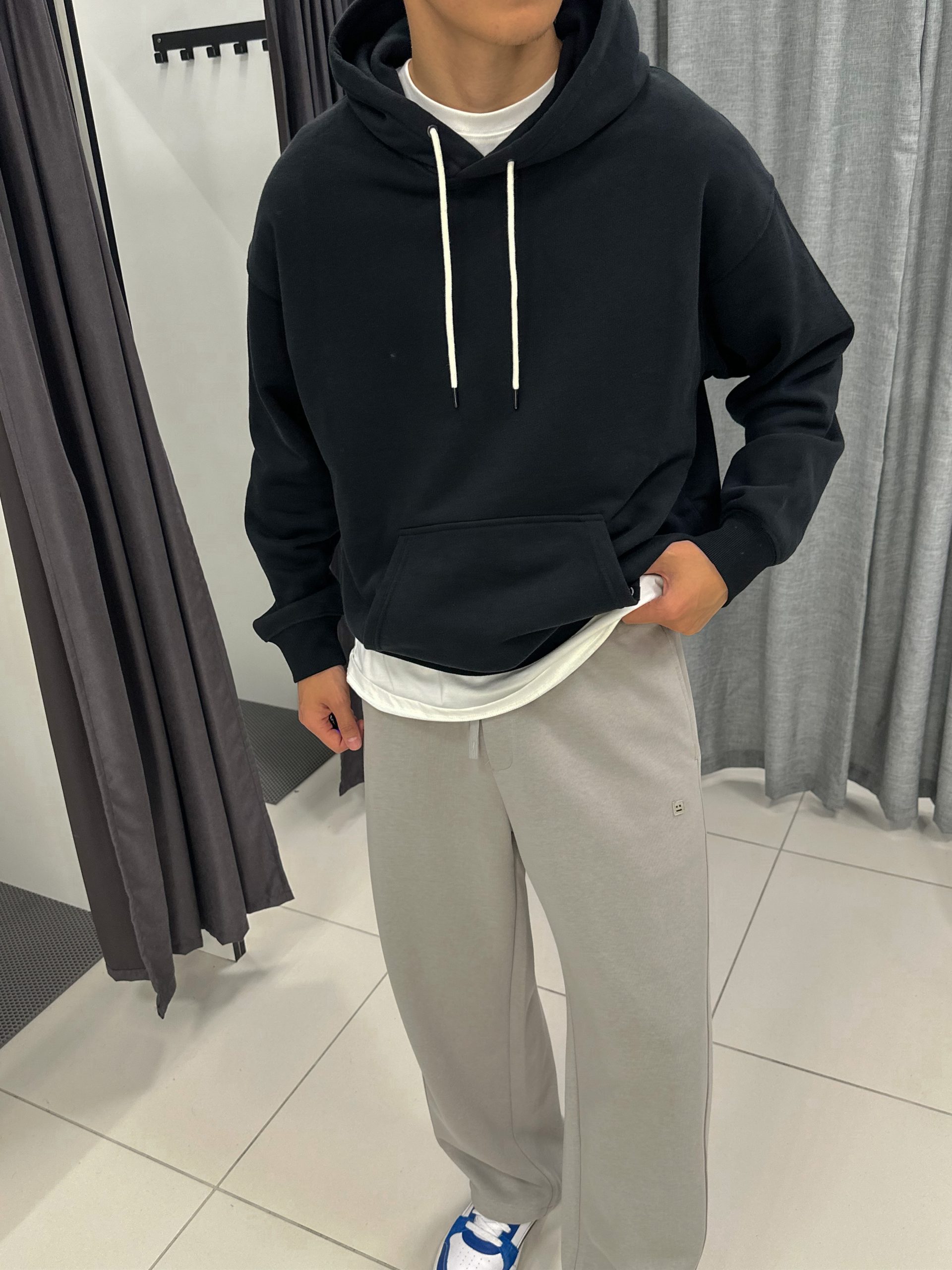 Толстовка с капюшоном