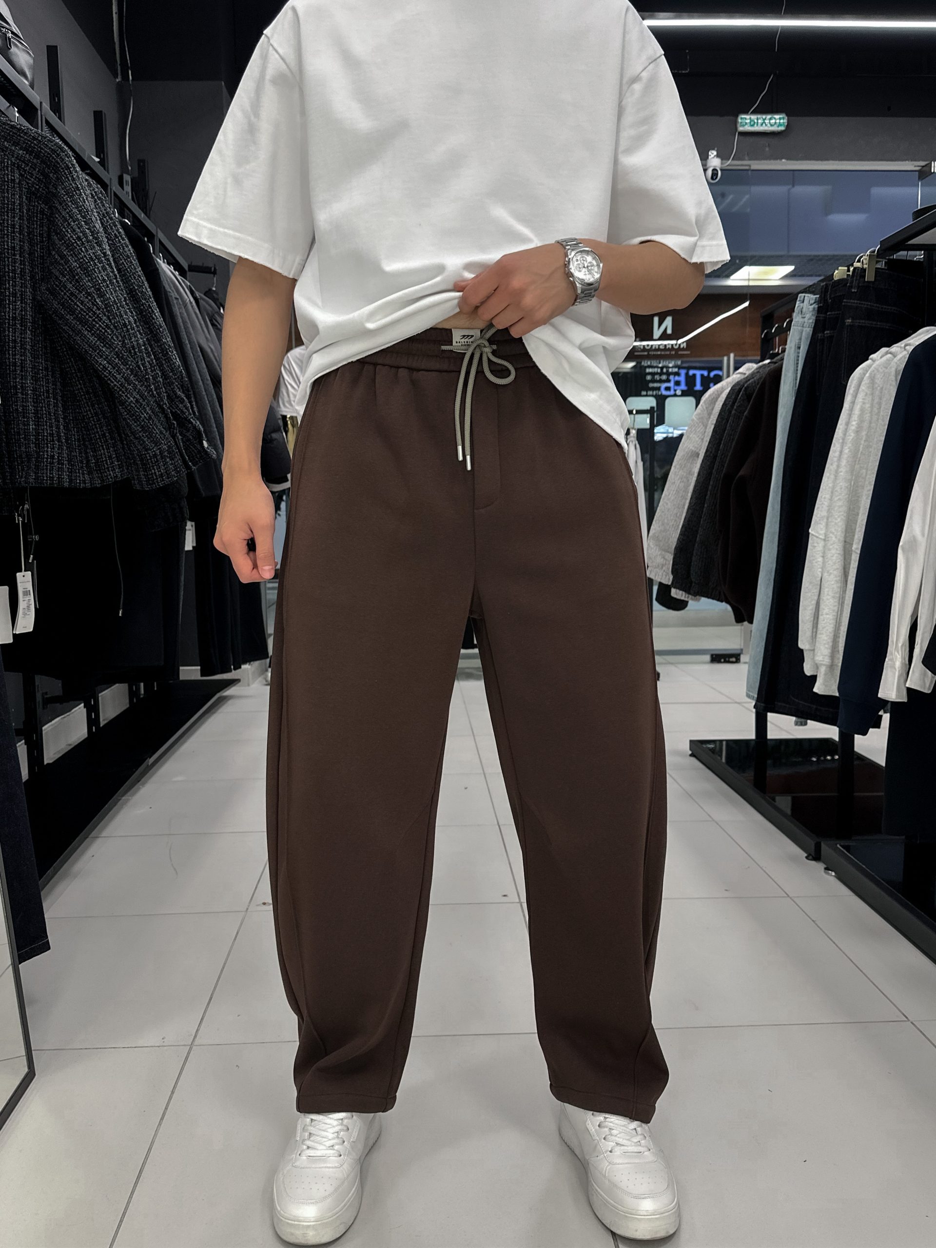 Коричневые брюки на флисе